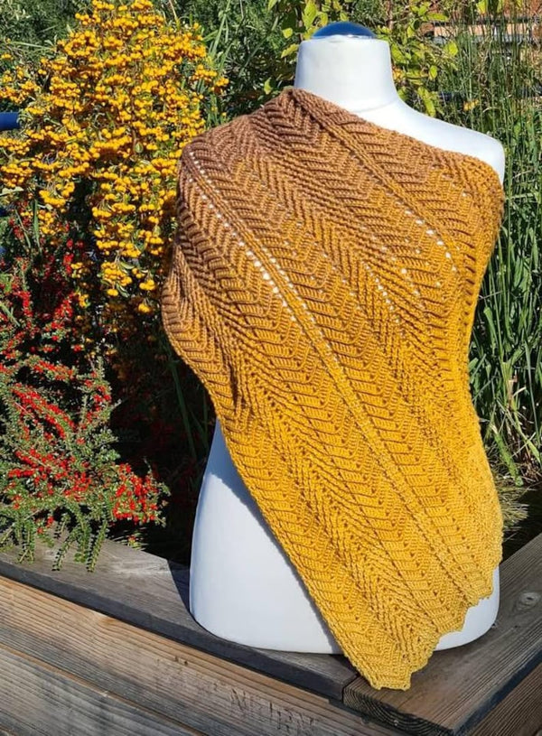 Raveneld shawl Crochet pattern